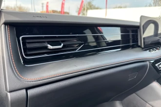 Vehicle Thumbnail 45