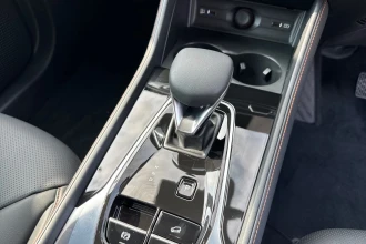 Vehicle Thumbnail 32