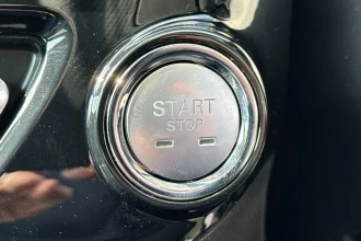 Vehicle Thumbnail 30