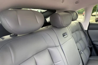 Vehicle Thumbnail 13