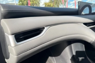 Vehicle Thumbnail 29