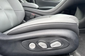 Vehicle Thumbnail 25