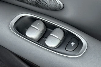 Vehicle Thumbnail 27