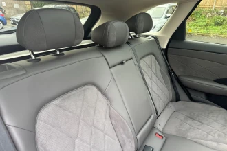 Vehicle Thumbnail 13