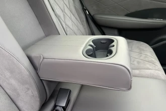 Vehicle Thumbnail 23