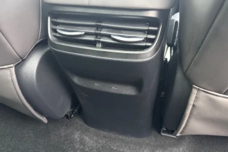 Vehicle Thumbnail 24