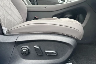 Vehicle Thumbnail 29