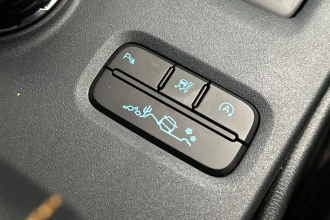 Vehicle Thumbnail 28