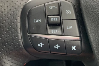 Vehicle Thumbnail 17