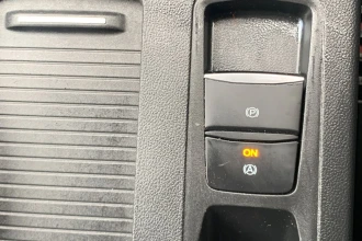 Vehicle Thumbnail 25