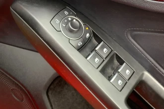 Vehicle Thumbnail 28