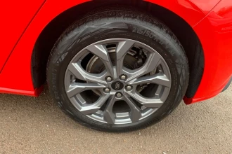 Vehicle Thumbnail 34