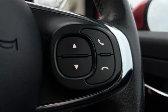 Vehicle Thumbnail 30