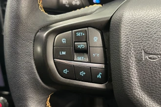 Vehicle Thumbnail 30