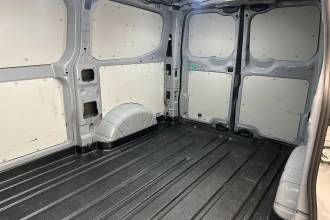 Vehicle Thumbnail 13