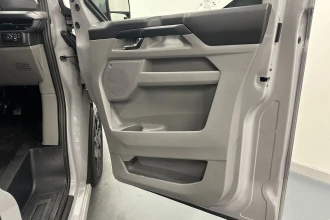 Vehicle Thumbnail 20