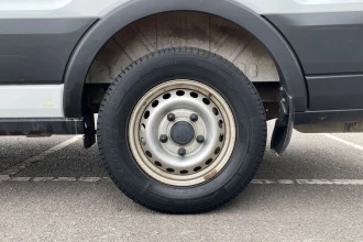 Vehicle Thumbnail 17