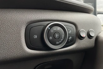 Vehicle Thumbnail 36