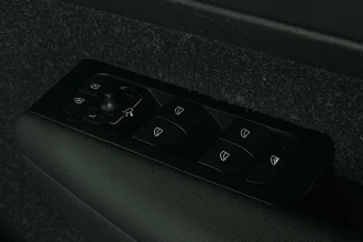 Vehicle Thumbnail 19