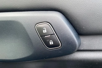 Vehicle Thumbnail 21