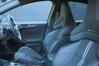 Vehicle Thumbnail 14