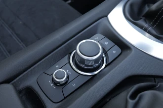 Vehicle Thumbnail 11
