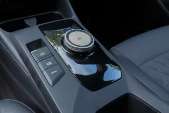 Vehicle Thumbnail 12