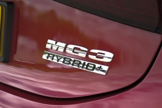 Vehicle Thumbnail 8