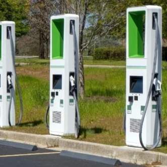 Used electric vehicle buying checklist: battery health, warranty & finance