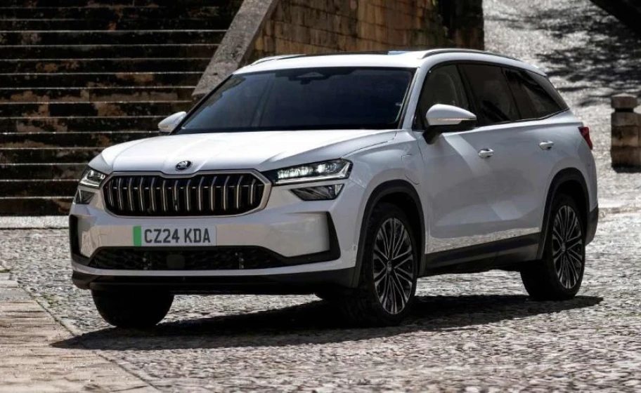Skoda Hybrid Cars: Best Used Models for 2025 at Sandicliffe