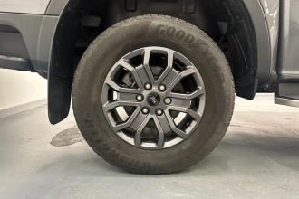 Vehicle Thumbnail 41