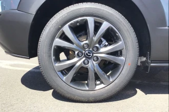 Vehicle Thumbnail 15