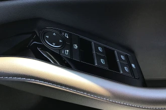 Vehicle Thumbnail 18