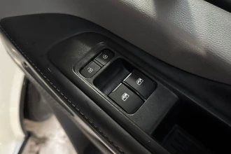 Vehicle Thumbnail 24