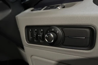 Vehicle Thumbnail 26