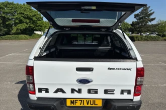 Vehicle Thumbnail 18