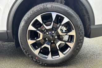 Vehicle Thumbnail 17