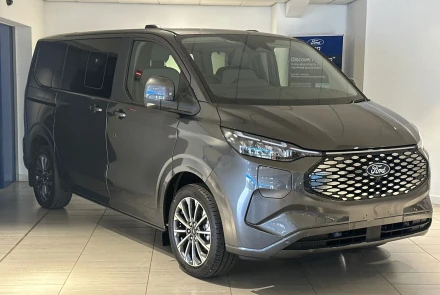 Ford Tourneo Custom Listing Image