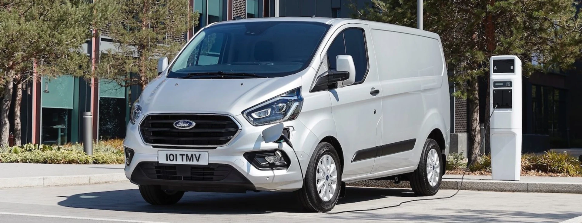 Transit Custom Plug-in Hybrid