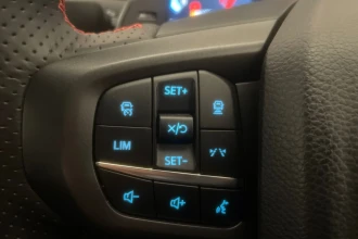 Vehicle Thumbnail 24