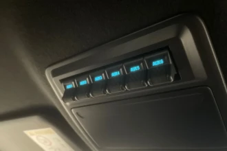 Vehicle Thumbnail 30