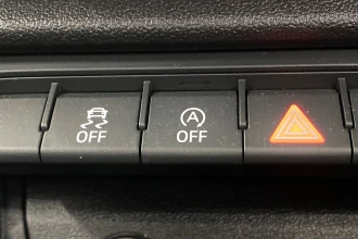 Vehicle Thumbnail 26