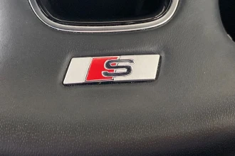 Vehicle Thumbnail 38