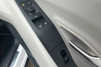 Vehicle Thumbnail 23