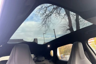 Vehicle Thumbnail 32