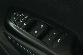 Vehicle Thumbnail 22