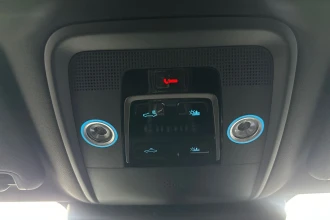 Vehicle Thumbnail 34