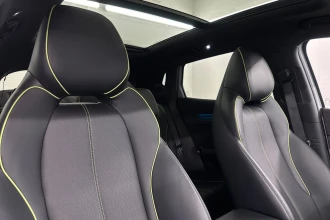 Vehicle Thumbnail 38