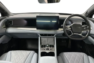 Vehicle Thumbnail 11