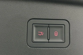 Vehicle Thumbnail 16